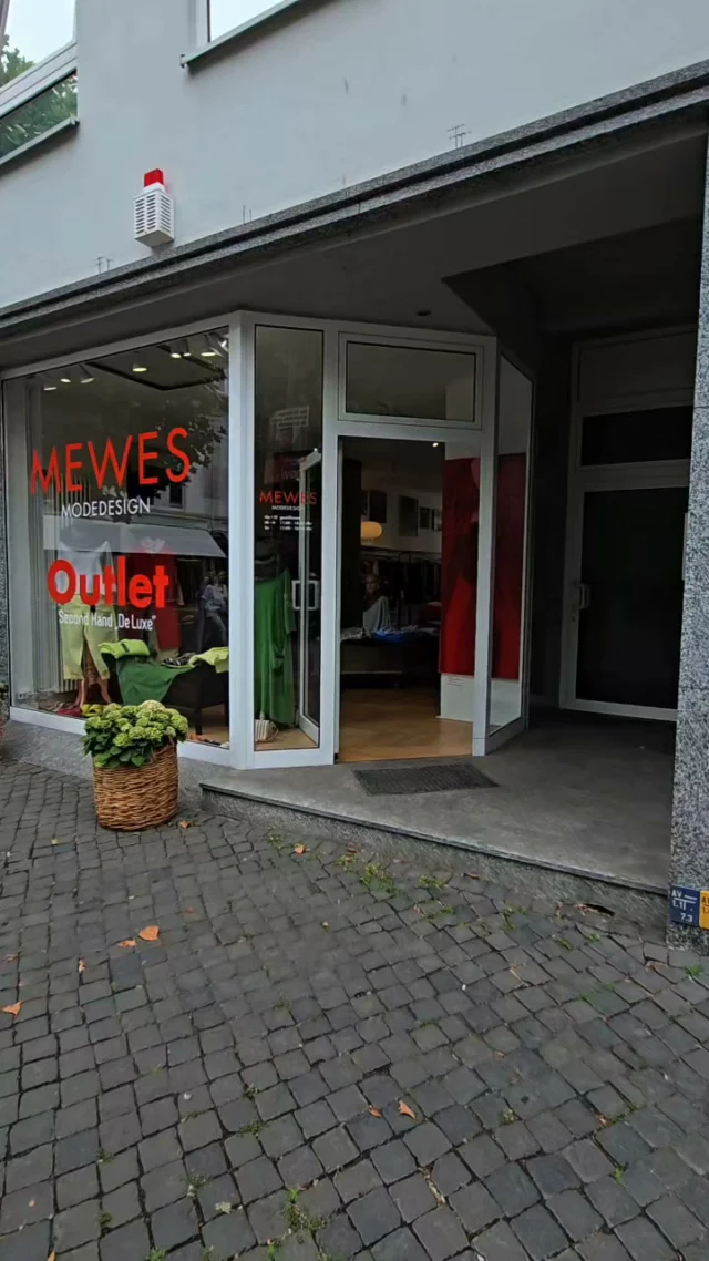 Genau die richtige Mischung aus Komfort und Eleganz. 🤍  #MewesMode #mewesbraunschweig #Mewes